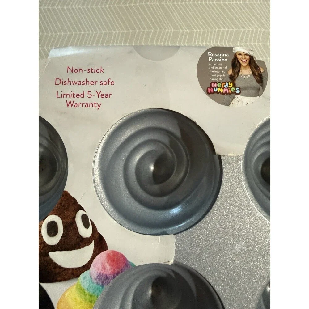 New Rosanna Pansino Swirl Pan from Wilton -12 Count unicorn poop emoji